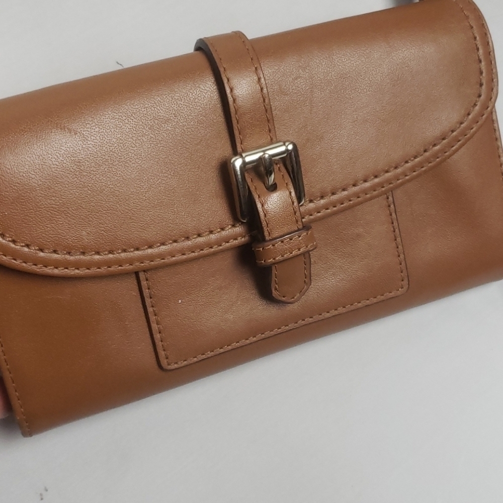 COACH Leather Wristlet Wallet! - Picture 6 of 7